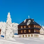 بيت ضيافة Dvorakova Bouda Špindlerŭv Mlýn